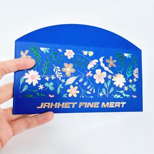 Enveloppe en papier noir avec logo UV spot Bons cadeaux personnalisés et enveloppes - Product Image 3