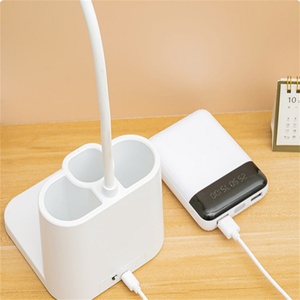 Produits les plus vendus 2023 : Lampe de bureau USB rechargeable à trois températures de couleur, avec variateur d'intensité tactile et boîte à crayons intégrée - Product Image 3