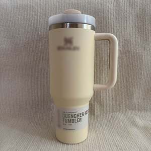 <span class=keywords><strong>Taza</strong></span> de Viaje Personalizada <span class=keywords><strong>Stanley</strong></span> de 40oz, de Acero Inoxidable con Aislamiento al Vacío y Pajita para Uso en el Coche, Aislamiento Térmico de 6-12 Horas - Product Image 3