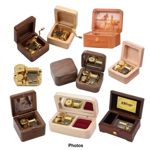 Caja de Música de Madera con Manivela de 18 Notas, <span class=keywords><strong>Personalizada</strong></span> con <span class=keywords><strong>Canciones</strong></span>, Elegante, Popular, Ecológica - Product Image 1