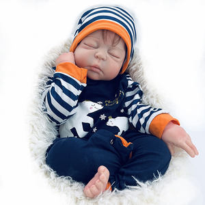 Muñeca Bebé <span class=keywords><strong>Reborn</strong></span> de <span class=keywords><strong>Silicona</strong></span> Suave de Cuerpo Completo de 24 Pulgadas, Bebé Recién Nacido Hiperrealista y Regordete para Niñas, Juguete de Moda - Product Image 4