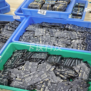 OEM SSD 1TB 2.5 นิ้ว SATA3.0 โซลิดสเตทไดรฟ์ สำหรับเดสก์ท็อปและแล็ปท็อป - Product Image 1