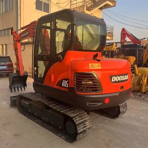 Mini pelle hydraulique Doosan de 6 tonnes excavatrice utilisée pour la construction Corée du Sud Original DX60 306E2 SY60 PC60 mini pelle d'occasion - Product Image 4