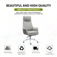Chaise de bureau ergonomique moderne en cuir à dossier haut avec support lombaire, base en aluminium et roulettes pivotantes pour conférence et salle à manger