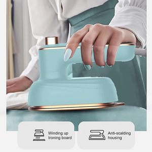 Plancha de Ropa Portátil Mini Rotatoria para el Hogar, Plancha Eléctrica de Mano Plegable para Ropa Húmeda y Seca de Aluminio - Product Image 3