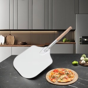 Offre Spéciale : Spatule à Pizza Carrée en Aluminium avec Manche en Bois – Accessoire Essentiel pour Four - Product Image 5