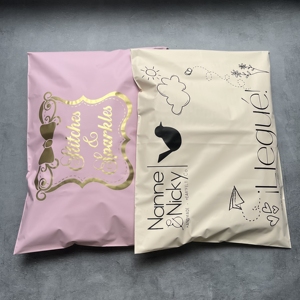 Luxury Matte Pink Poly Mailer Custom Gold Print Shipping Envelopes Tear Proof Poly Mailing Bags For Online Fashion Shop - Product Image 4