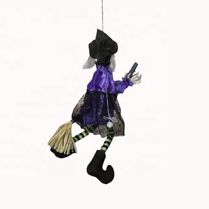Halloween Animatronics appeso strega sulla scopa con luce e suono decorazione della parete del partito per la celebrazione di Halloween - Product Image 5