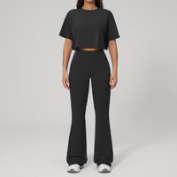 Ensemble de sport sans couture 2 pièces pour femme : haut court à col rond et pantalon de yoga évasé taille haute effet push-up, tenue de gym