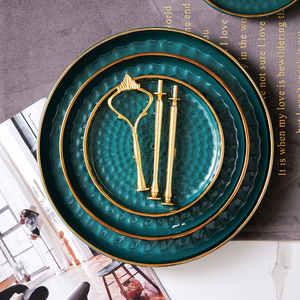 ถาดเซรามิกสีเขียวมรกตสามชั้นสำหรับเสิร์ฟขนมในงานเลี้ยงน้ำชา - Product Image 3