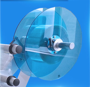 Etiquetadora de Botellas Redondas de <span class=keywords><strong>Escritorio</strong></span> Rentable, Máquina Aplicadora de Etiquetas para Botellas de Plástico, Aplicador de Etiquetas Semiautomático - Product Image 5