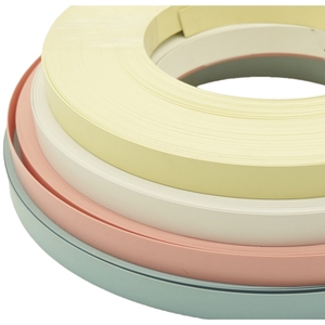 <span class=keywords><strong>Bande</strong></span> <span class=keywords><strong>de</strong></span> <span class=keywords><strong>chant</strong></span> PVC autocollante moderne et populaire 0,4*22MM, couleur <span class=keywords><strong>blanc</strong></span> uni, étanche, avec embouts à vis pour panneaux mélaminés - Product Image 1