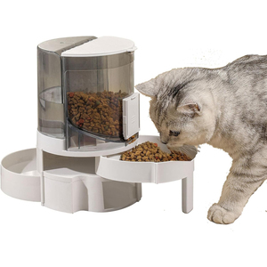 Nouvelle Fontaine à Eau Automatique 2026 pour Chats et Chiens, Alimentée par Batterie, Distributeur d'Eau Intégré pour Usage Extérieur, Petits Animaux, PP+PET - Product Image 1