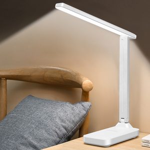 Lámpara de escritorio de atenuación recargable para estudiantes, luz de dormitorio plegable, luz de noche, lámpara de noche, cuerpo ABS de tres colores, lámparas de mesa para interiores - Product Image 1