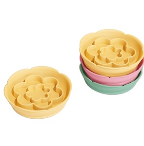 New Flower Types Anti-choking Slow Food Pet Bowl <b>Cat</b> Slow Eating Plate Nice Round Flower Shaped Silicone Slow <b>Feeder</b> Pet Bowls - Product Image 3