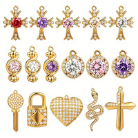 Breloques en acier inoxydable incrustées de zircon, croix, cadenas, cœur, serpent, clé, formes multiples, accessoires DIY exquis pour collier et porte-clés