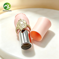 Flacon de rouge à lèvres de luxe rose et noir, tube cosmétique, emballage de gloss, mini tube, étiquette privée personnalisée, ABS avec couvercle à clapet