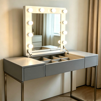 Table de Maquillage Moderne en Gros avec Miroir LED Éclairé, Coiffeuse Rabattable avec Plusieurs Tiroirs pour Chambre à Coucher