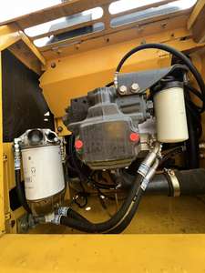 Excavatrice sur chenilles d'occasion KOMATSU PC200 du Japon, 20 tonnes, matériel de construction d'occasion, excavatrice de taille moyenne KOMATSU PC200 - Product Image 3