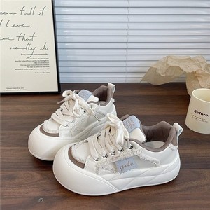 Chaussures en cuir <span class=keywords><strong>pain</strong></span> blanc pour femmes grosses légères avec fond épais doux et petite <span class=keywords><strong>planche</strong></span> pour grosse tête - Product Image 2