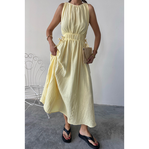 Elegante Vestido Maxi Amarillo sin Mangas para Mujer con Muselina Translúcida, Logotipo Personalizado, Cintura Imperio, Talla XS, para el Trabajo o Fiestas - Product Image 5