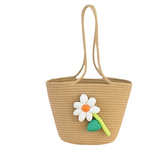New fashionable <b>straw</b> woven <b>bag</b>, export style, floral shoulder <b>bag</b>, large capacity, handmade woven tote <b>bag</b>, beach tote <b>bag</b>. - Product Image 5