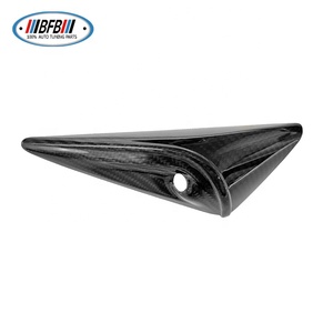 Couverture complète de l'aileron latéral en fibre de carbone véritable avec garniture de cache de caméra pour <span class=keywords><strong>Tesla</strong></span> <span class=keywords><strong>Model</strong></span> S 2022 - Product Image 4