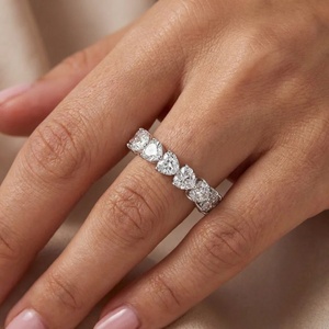 Bague en diamant East-West Heart Full Eternity Band - Or 9k, 14k, 18k - Product Image 2