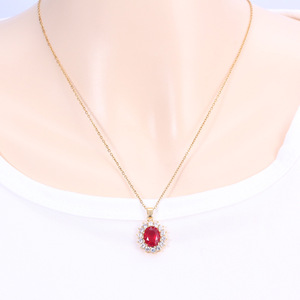 قلادة صغيرة فاخرة خفيفة ، قلادة نسائية مشهورة من الكريستال الأحمر ، مجوهرات أنيقة بسيطة لعيد الميلاد - Product Image 4