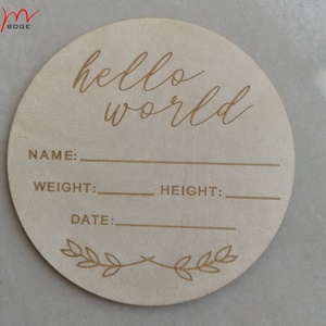 Plaque d'annonce personnalisée « Hello World, <span class=keywords><strong>je</strong></span> <span class=keywords><strong>suis</strong></span> <span class=keywords><strong>là</strong></span> », en bois découpé au laser, accessoire photo, conçue et personnalisée - Product Image 6
