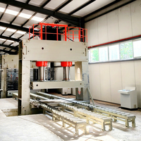 Presse hydraulique automatique robuste 500T 5000KN pour le travail du bois, le placage et la fabrication de panneaux en contreplaqué