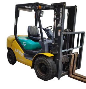 Montacargas Diésel Komatsu Usado de 3 Toneladas, Apilador Usado para Industrias de Construcción, Máquina de Transporte de Palés - Product Image 1