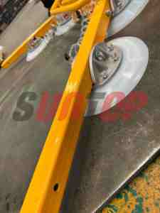 先進電動ガラス真空リフター 360度回転 建設業界向け 最大積載量<span class=keywords><strong>800kg</strong></span>＆ガラス吸盤8個 - Product Image 2