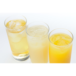 Jugo de Frutas Natural Japonés de Magnífica Calidad, Amplia Variedad, Incluye Manzana, Mandarina y Naranja - Product Image 1