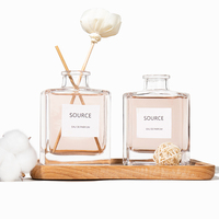 Bouteille d'huile essentielle d'aromathérapie de 150 ml pour la maison et le bureau, flacon carré transparent vide pour diffuseur de parfum en verre