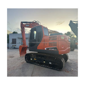 Excavatrice sur chenilles moyenne Doosan DX140 de 14 tonnes, moteur Cummins, puissance de creusement élevée, origine japonaise, matériel de construction, 1 an - Product Image 1
