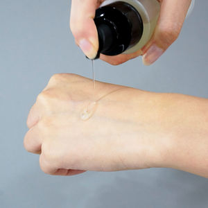 Fabricant de sérum ordinaire avec acide glycolique niacinamide et rétinol pour le blanchiment et les soins de la peau contre l'acné - Product Image 2