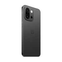 Smartphone OnePlus 13T 5G, écran AMOLED 6,32 pouces 1,5K 120Hz, processeur Snapdragon 800 Series, batterie 6260 mAh, charge rapide 80W, 50MP, anglais