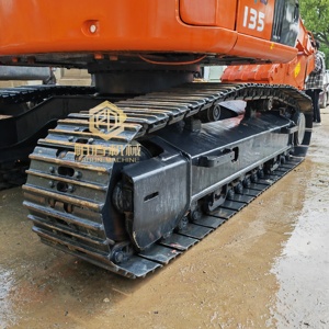 รถขุดฮิตาชิ Zx135 zx135us มือสอง, รถขุด 13.5 ตัน, รถขุดแบบไม่มีหาง, รถขุดตีนตะขาบฮิตาชิแท้ - Product Image 3
