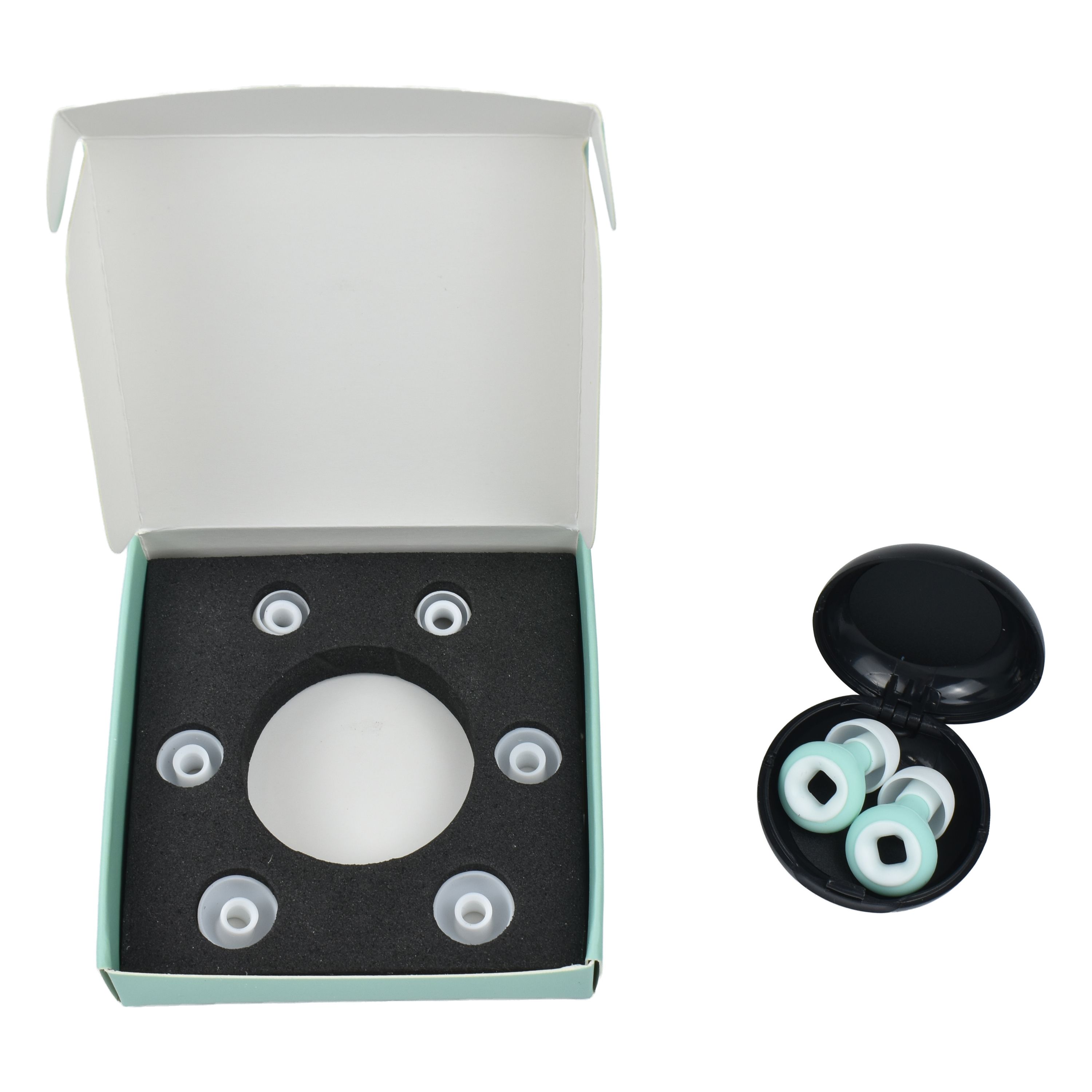 เหรียญทองแดงสีเขียวขาวพร้อมที่ครอบหู 3 คู่