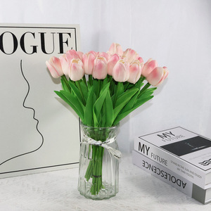 Fleurs artificielles en forme de tulipe, branche unique, haute simulation, accessoires de décoration pour mariage et maison, matériau PU moulé par injection - Product Image 5