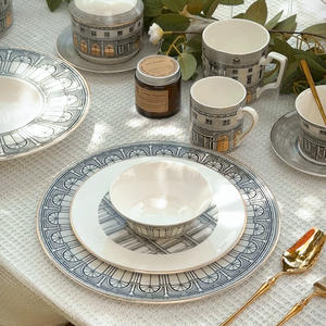 Vajilla de Porcelana Fina, Serie Castillo Europeo, Vajilla de Alto Valor, Exquisito Juego de Tazón y Cuchara con Diseño de Mariposa, para la Cena en el Hogar - Product Image 1