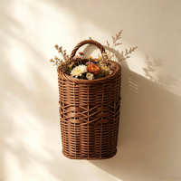 Panier suspendu et panier de rangement en osier tressé à la main - Décoration écologique et durable pour la maison et le jardin de style ferme