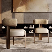 Chaise de salle à manger de luxe Restaurant cuisine sellerie cuir Boucle créative cadre en métal chaises de salle à manger minimalistes modernes