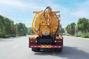 Camión de dragado de alcantarillado FOTON AUMAN 4x2 con sistema de chorro dual y succión, Euro 3/Euro 5, para trabajos de limpieza de lodos municipales. - Product Image 6