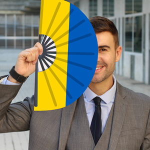 Abanicos Plegables de Plástico con la Bandera de Ucrania al por Mayor, Abanico de Mano para Carnaval, Boda, Festival, Fiesta, Agencia de Viajes - Product Image 3