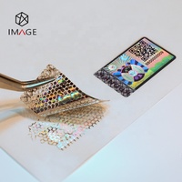 Autocollants holographiques anti-effraction avec numéro de série imprimé en 2D et 3D UV