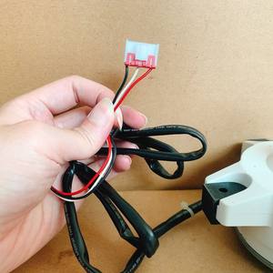 Motor CC sin escobillas Chigo D-280-25-8H 25W para unidad exterior de aire acondicionado, motor de ventilador CC de 3 cables - Product Image 3