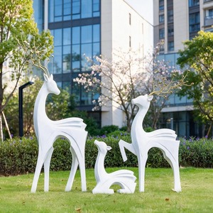 Estatua de Ciervo de Resina Blanca Personalizada, Escultura Animal Moderna para Decoración de Jardín y Patio Exterior - Product Image 3