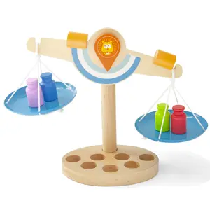モンテッソーリおもちゃ木製バランススケールゲームおもちゃ子供のおもちゃのための教育モンテッソーリ学習